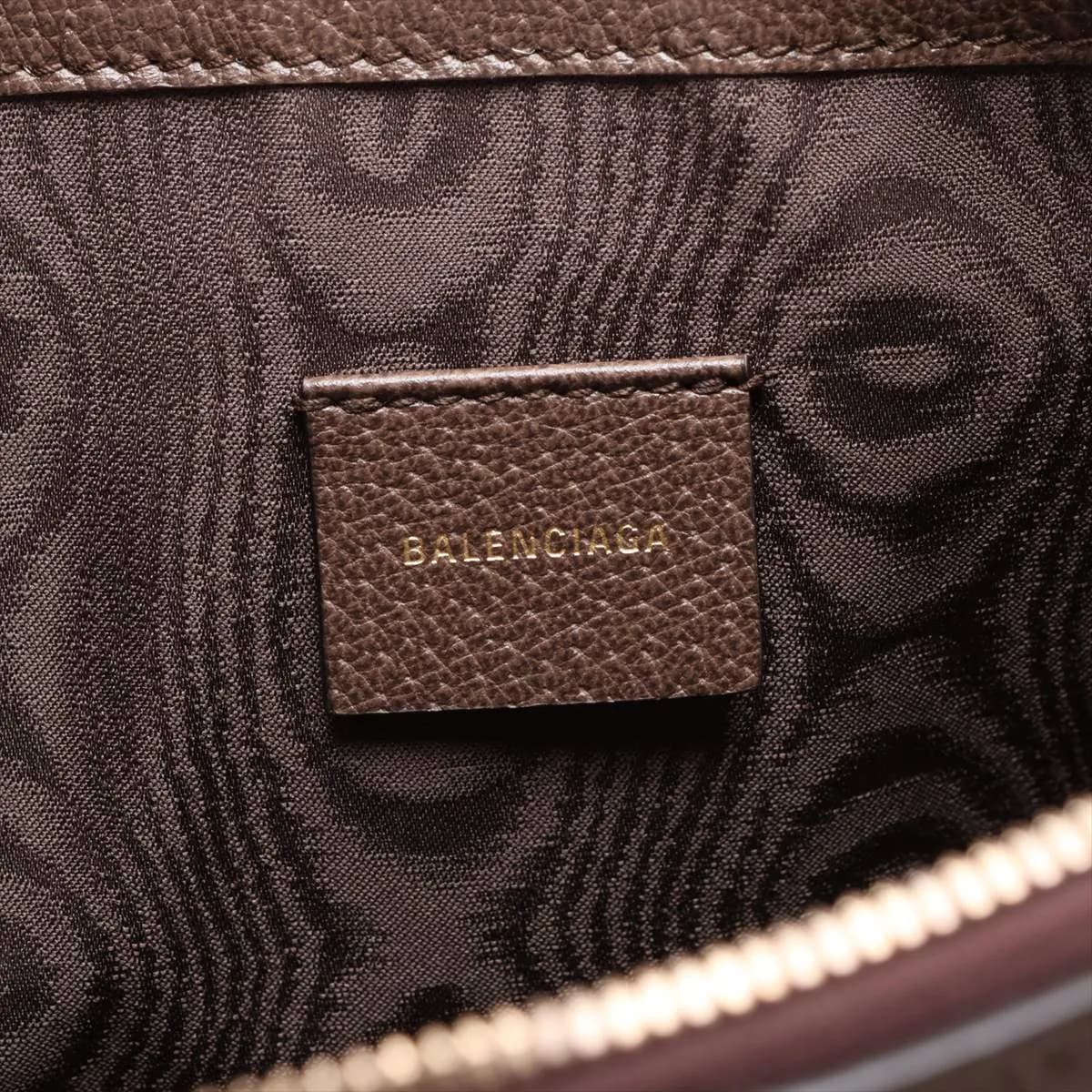 The Hacker Project Clutch in Beige/Brown